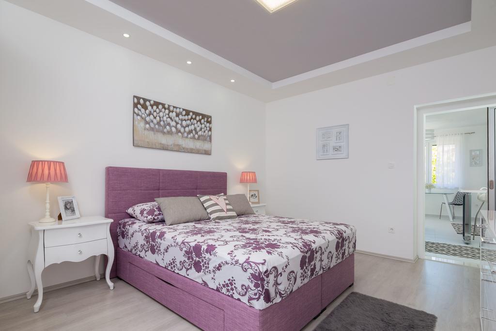 Old City Luxury Apartment Iris Split Exterior foto